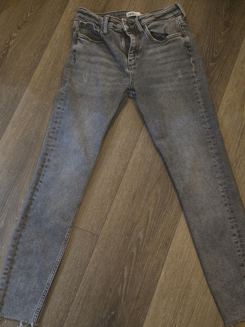 Zara Women's Gray Skinny Jeans